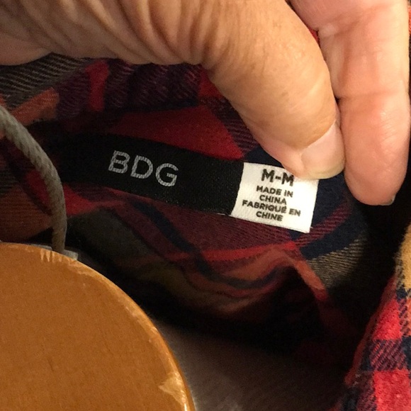 BDG ladies flannel shirt. - Picture 5 of 5